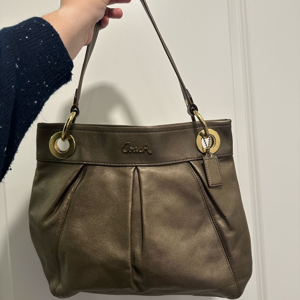 ✨ Vintage ✨ Y2K Coach Ashley Metallic Brown Leather Hippie Shoulder Bag